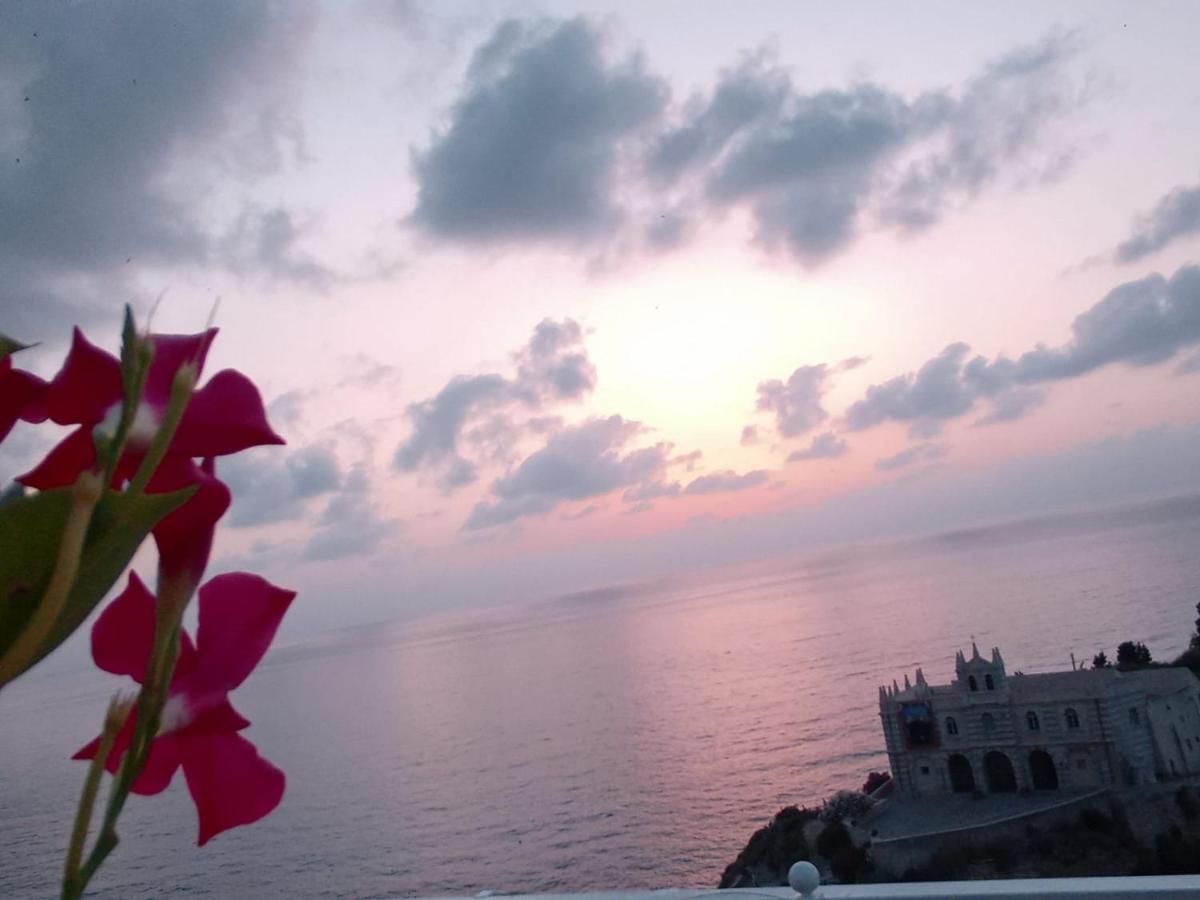 Bluemind Hotel Tropea Exterior foto