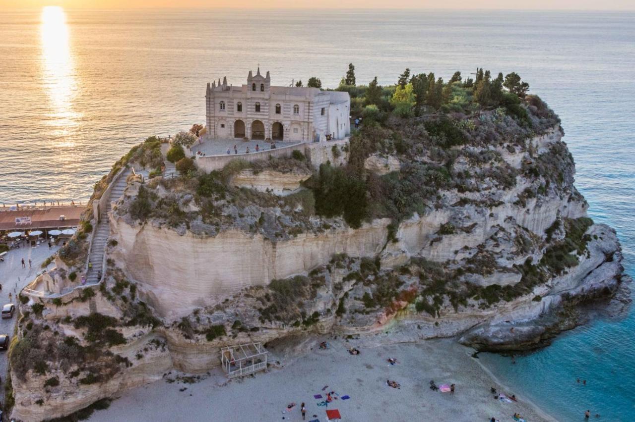 Bluemind Hotel Tropea Exterior foto